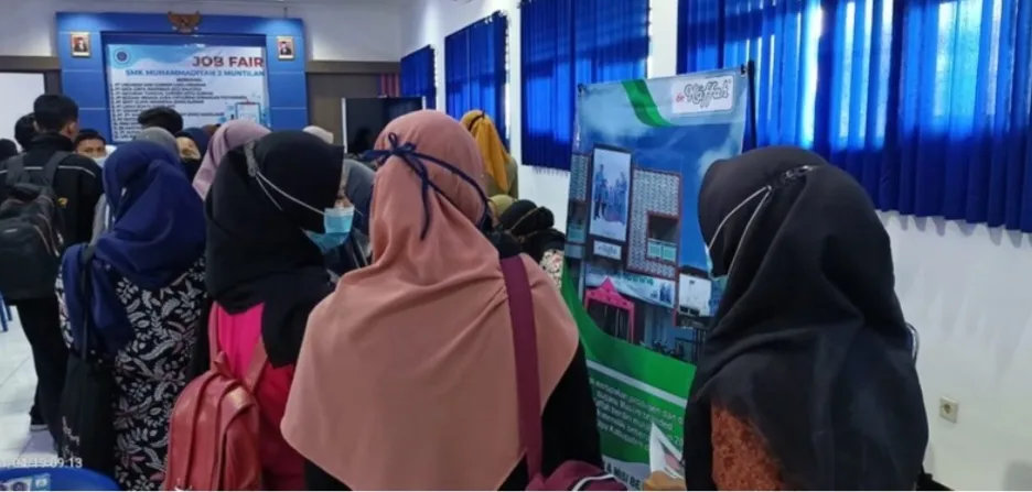 SMK muhammadiyah 2 muntilan gelar job fair